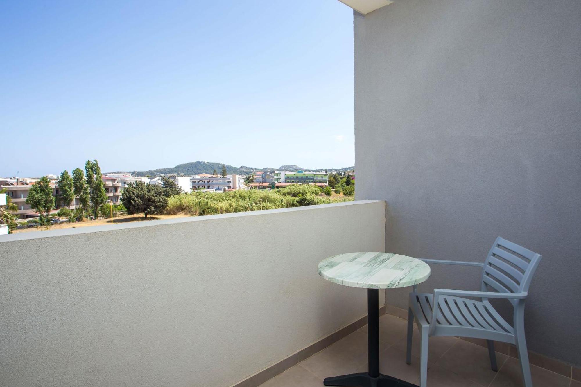 Tsampika Hotel Faliraki Oda fotoğraf